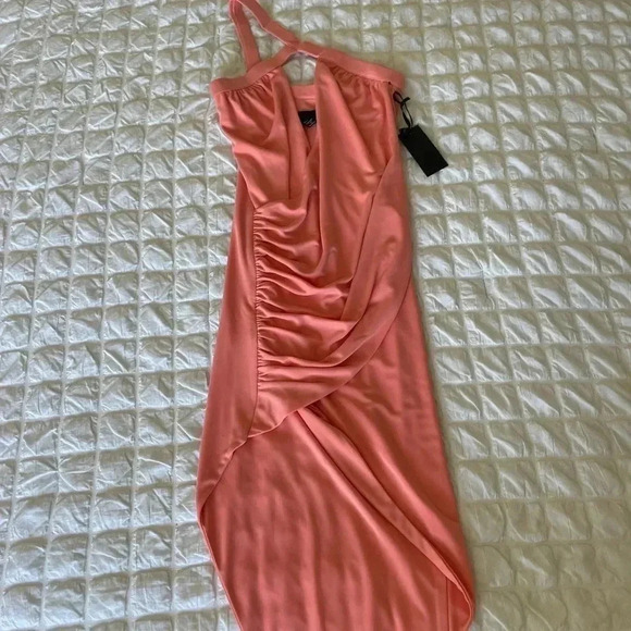 Revolve h:ours Calixto coral asymmetrical midi dress - Picture 4 of 10